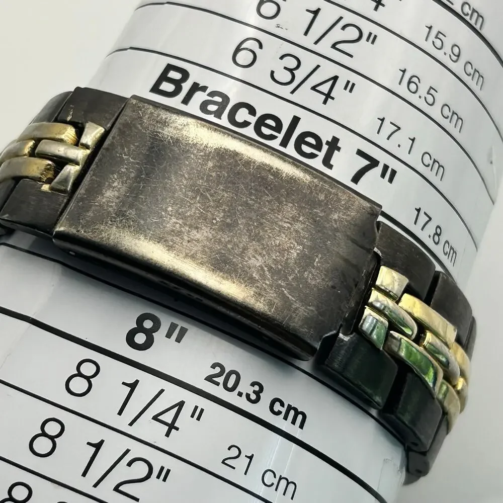 Men’s Gold and Black Stainless Steel Men’s Watch Working New Battery